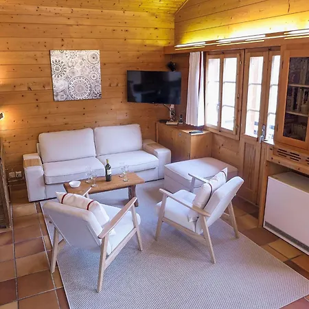 Les Clarines By Interhome *