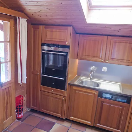 샬레 Les Clarines By Interhome