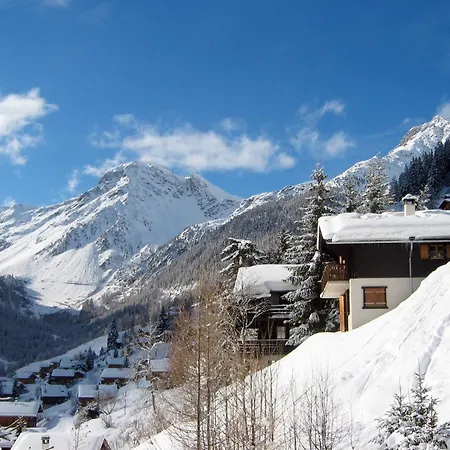 Les Clarines By Interhome 샬레