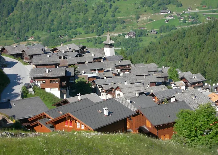 Les Clarines By Interhome شاليه *